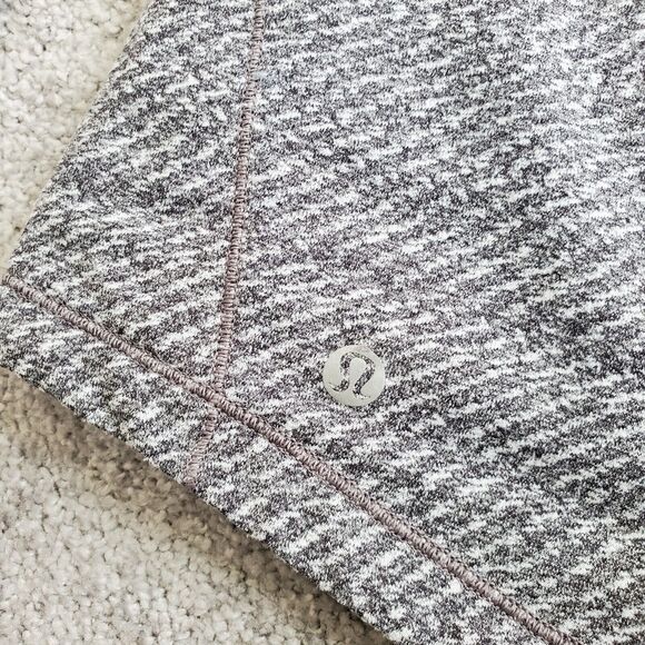 Lululemon Shirt Womens 6 Gray Pullover 1/4 Zip Gym Training Running - Picture 7 of 13